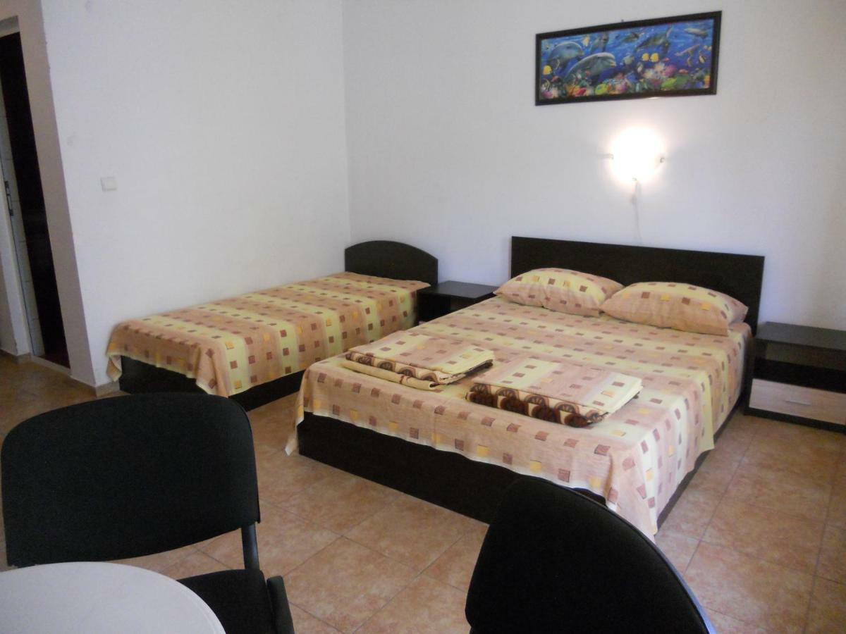 Guest House "Tania" Achtopol Zewnętrze zdjęcie